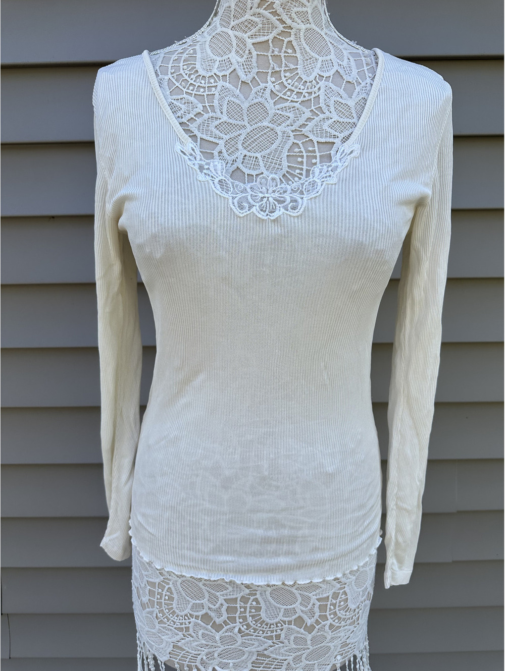 Orvis Cream Silk Ribbed Long Sleeve Top with Floral Embroidery